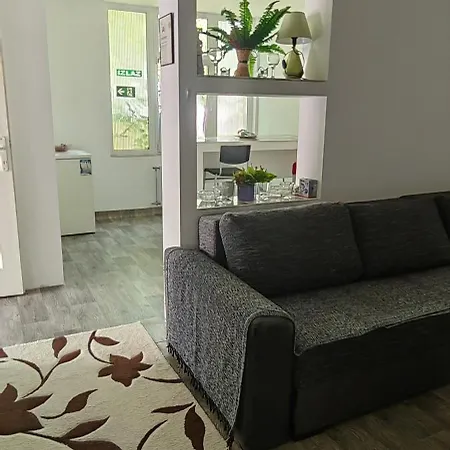 Divlji Raj Apartment *